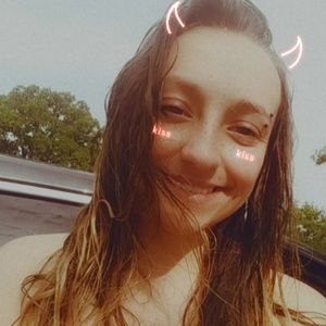 Meet your Posher, Haylie